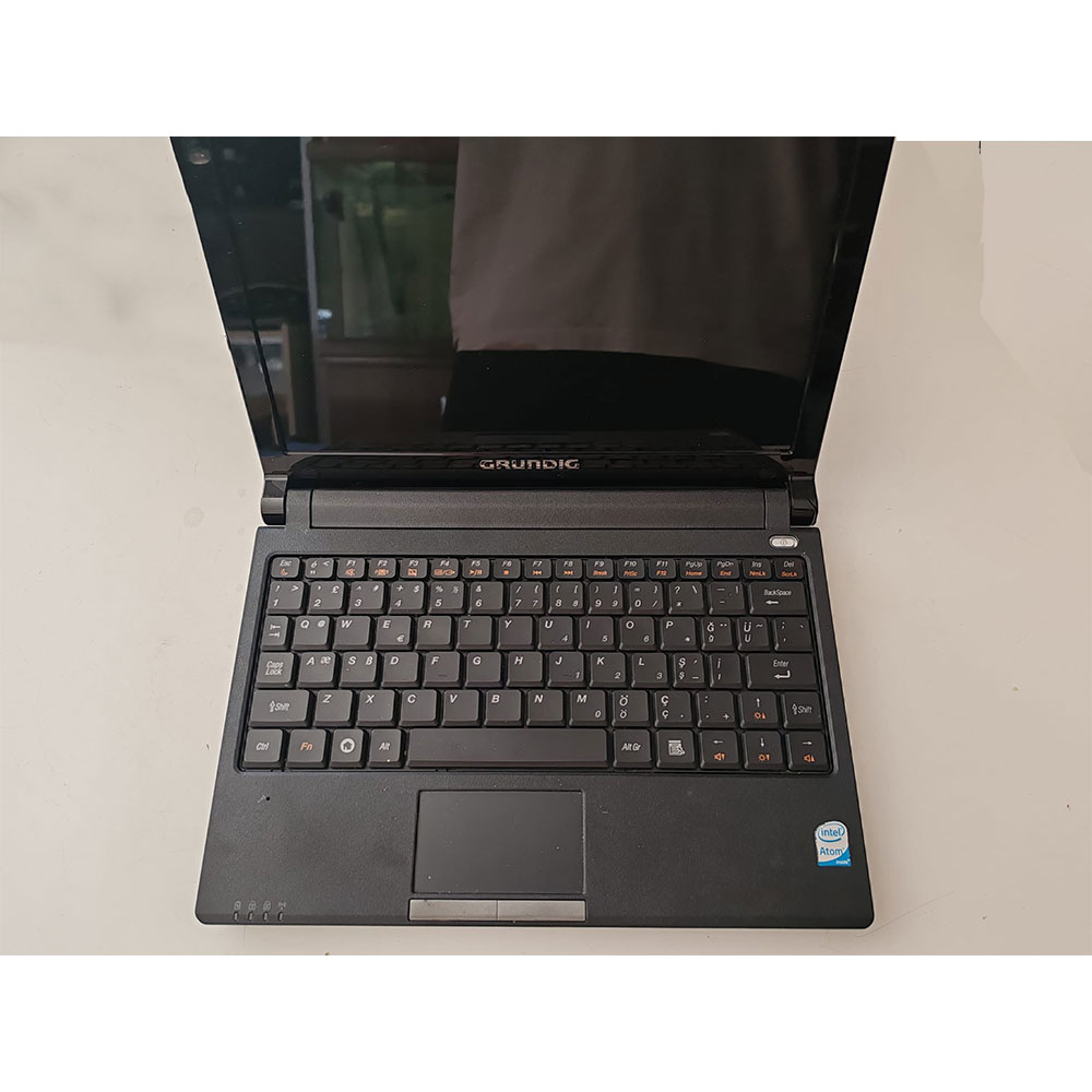 Grundig NB-1020 Notebook Sİyah